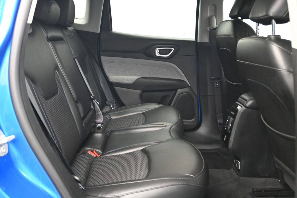 Used 2022 Jeep Compass Latitude w/ Convenience Group AWD/4WD image 20