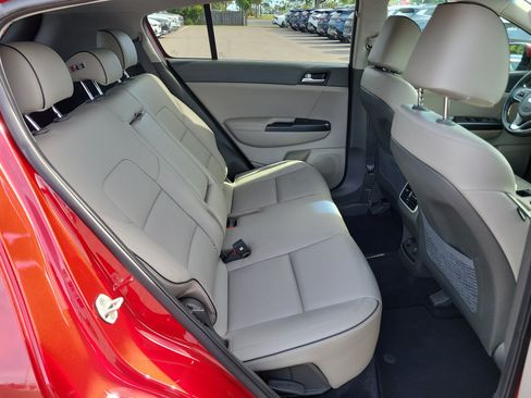Used 2017 Kia Sportage EX w/ EX Premium Package FWD image 12