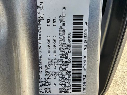 Used 2024 Toyota Tacoma SR5 AWD/4WD image 21