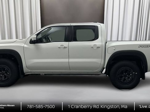 New 2026 Nissan Frontier PRO-4X w/ Pro Premium Package AWD/4WD image 8