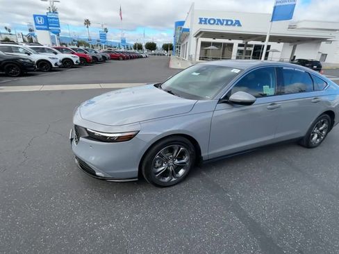 Certified 2025 Honda Accord EX-L image 4