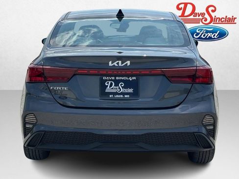 Used 2023 Kia Forte LXS w/ LXS Technology Package FWD image 8