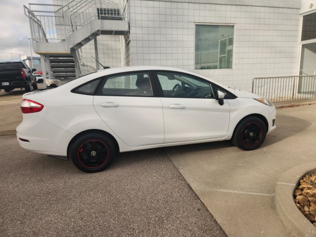 Used 2019 Ford Fiesta SE FWD image 7