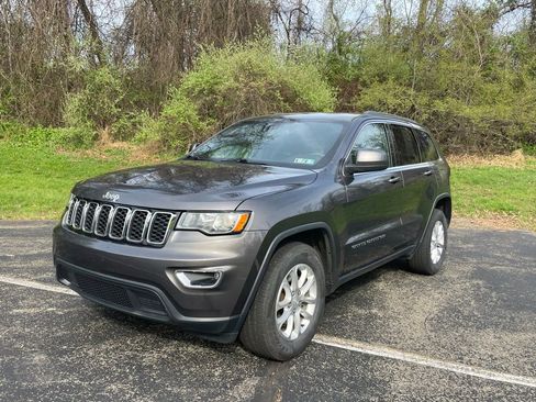 Used 2021 Jeep Grand Cherokee Laredo X image 7