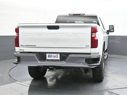 Used 2024 Chevrolet Silverado 2500 LT AWD/4WD image 13