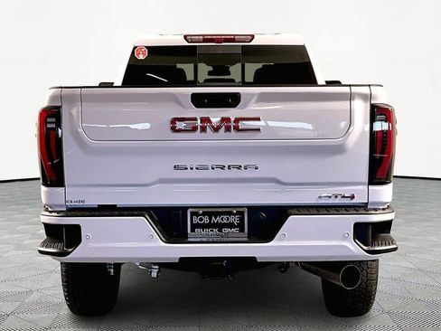 New 2026 GMC Sierra 2500 AT4 w/ AT4 Premium Plus Package AWD/4WD image 5