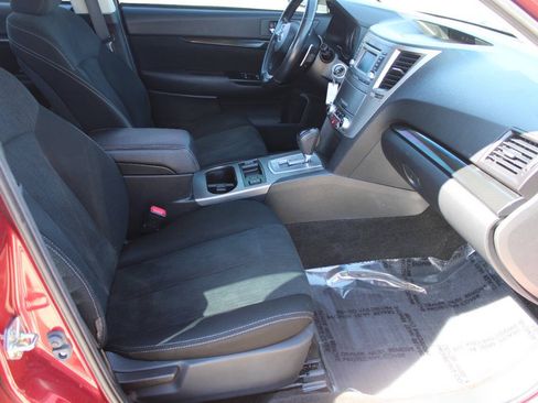 Used 2014 Subaru Legacy 2.5i Sport AWD/4WD image 9