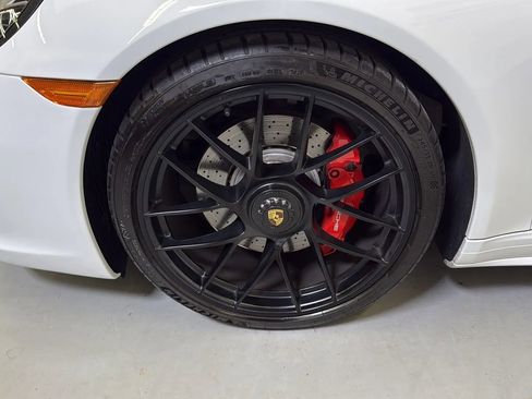 Used 2017 Porsche 911 Cabriolet image 27