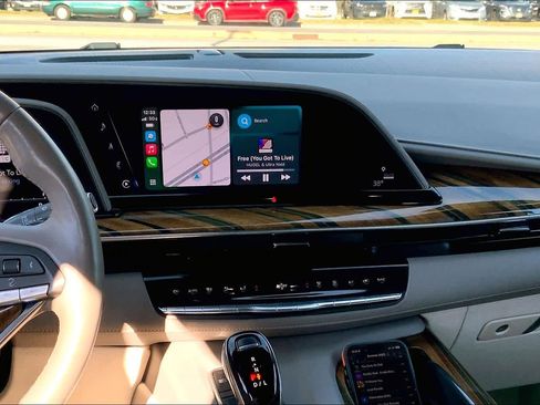 Used 2023 Cadillac Escalade ESV Sport Platinum image 6