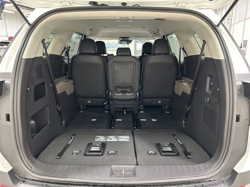 New 2026 Kia Carnival image 27