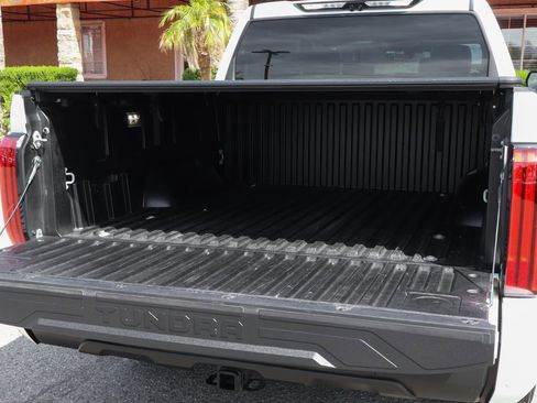 Used 2024 Toyota Tundra Limited AWD/4WD image 9