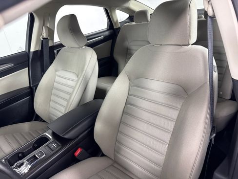 Used 2018 Ford Fusion S image 14
