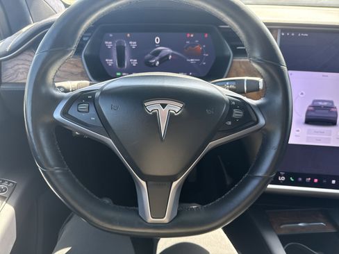 Used 2020 Tesla Model X Long Range AWD/4WD image 19