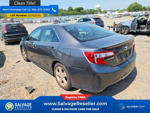 Used 2012 Toyota Camry SE FWD image 3