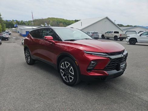 Used 2025 Chevrolet Blazer RS w/ Driver Confidence II Package AWD/4WD image 7
