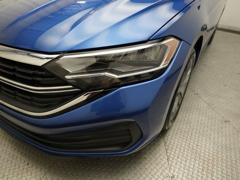 Used 2023 Volkswagen Jetta SE FWD image 22