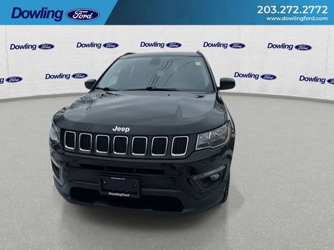 Used 2019 Jeep Compass Latitude w/ Popular Equipment Group image 6