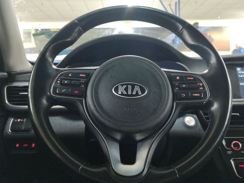 Used 2017 Kia Optima Premium image 15