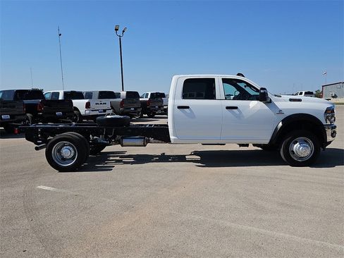 New 2026 RAM 5500 Tradesman w/ Chrome Appearance Group image 8