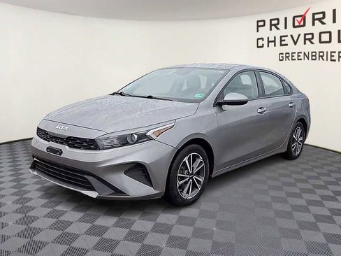 Used 2022 Kia Forte LXS image 4