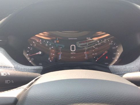 New 2025 Jeep Compass Latitude image 13