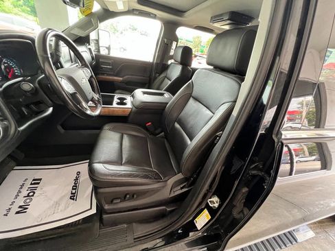 Used 2018 Chevrolet Silverado 1500 LTZ w/ LTZ Plus Package image 14