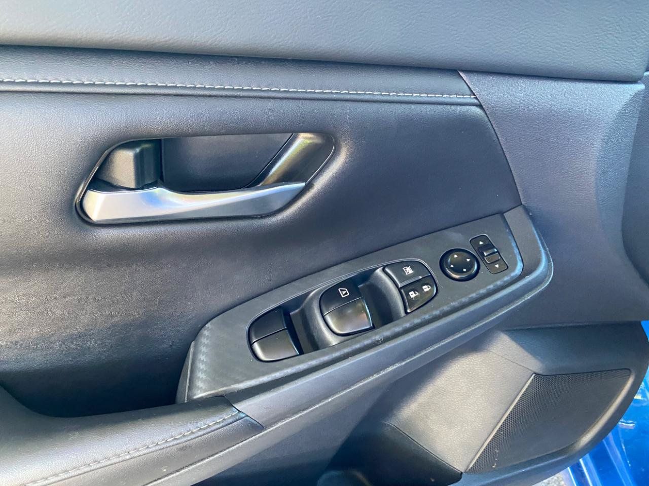 Used 2022 Nissan Sentra SV w/ All-Weather Package FWD image 18