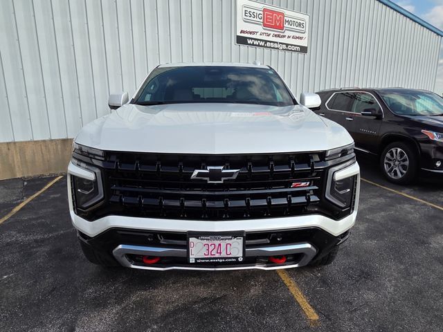 Used 2025 Chevrolet Tahoe Z71 w/ Comfort Package AWD/4WD image 6