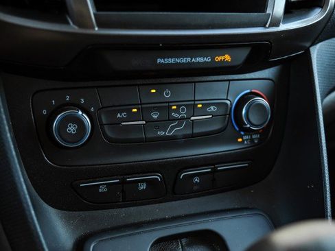 Used 2023 Ford Transit Connect XL image 27