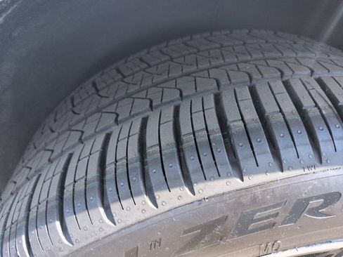 Used 2024 Mercedes-Benz GLS 450 4MATIC image 44