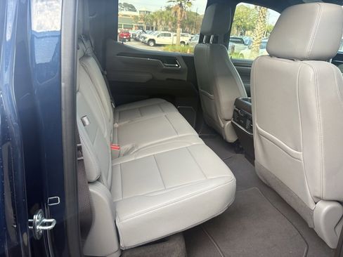 Used 2023 GMC Sierra 1500 SLT w/ SLT Premium Plus Package image 17