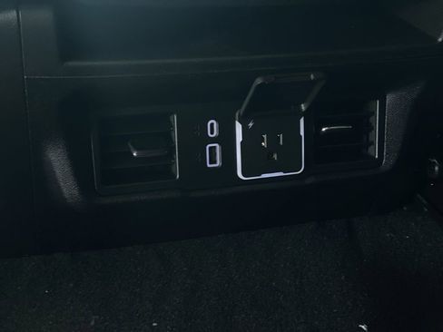 New 2026 GMC Sierra 1500 SLE w/ Preferred Package image 36