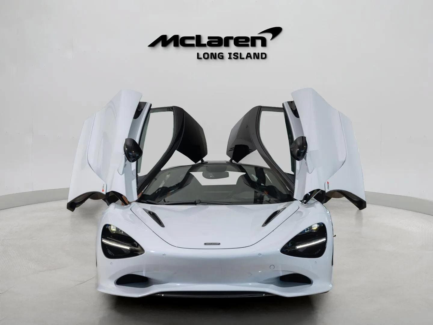 New 2026 McLaren 750S RWD image 3