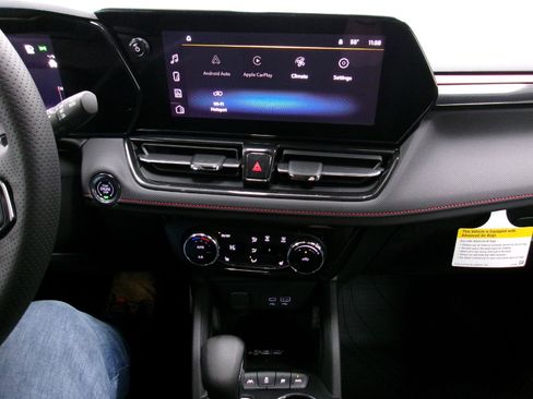 New 2026 Chevrolet TrailBlazer RS w/ Convenience Package AWD/4WD image 12