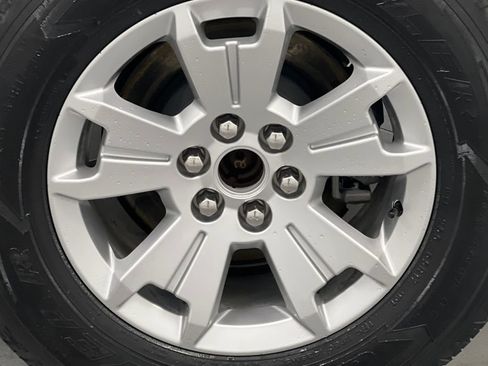 Used 2022 Chevrolet Colorado LT w/ Fleet Safety Package image 50