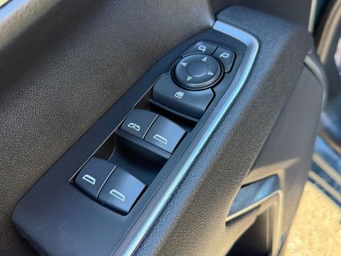 Certified 2025 Chevrolet Silverado 1500 LT image 16