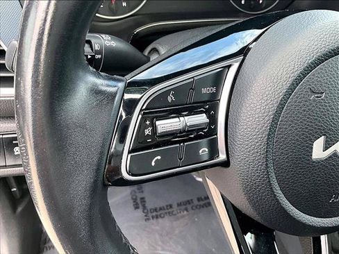 Used 2022 Kia Seltos S FWD image 19