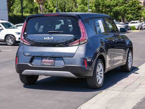 Used 2023 Kia Soul LX FWD image 6