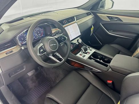 New 2026 Jaguar F-PACE R-Dynamic S AWD/4WD image 8