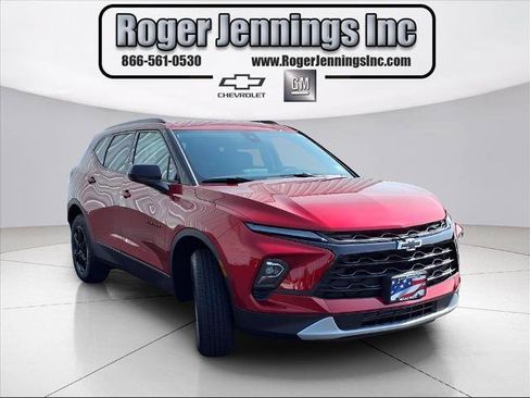 Used 2024 Chevrolet Blazer LT w/ Convenience Package image 6