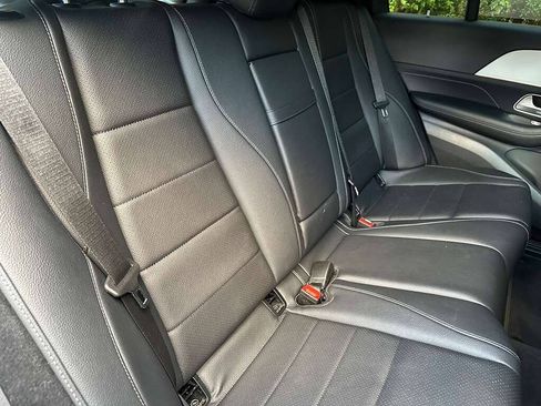 Used 2024 Mercedes-Benz GLE 450e 4MATIC image 18