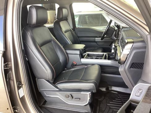 Used 2023 Ford F250 Lariat w/ Chrome Package image 29