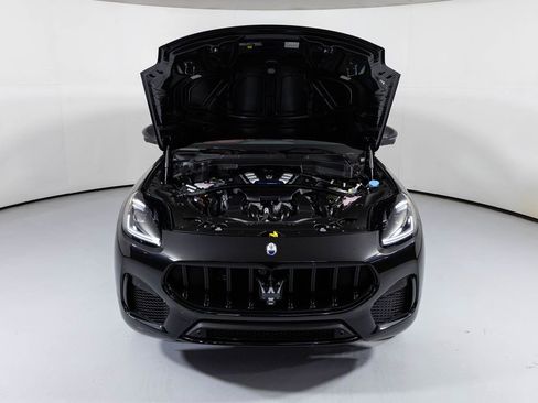 New 2026 Maserati Grecale Modena image 8