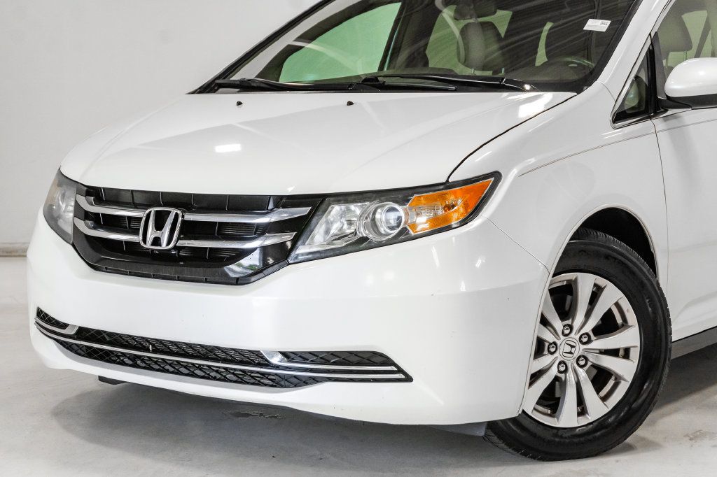 Used 2016 Honda Odyssey SE image 2