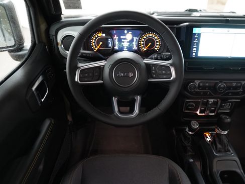 New 2026 Jeep Wrangler Sahara AWD/4WD image 12