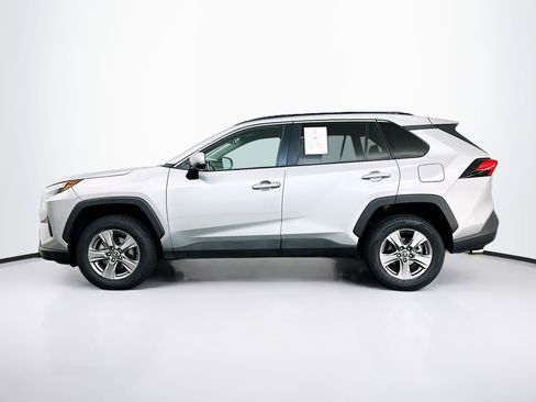 Used 2024 Toyota RAV4 XLE image 4