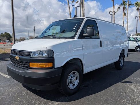 New 2025 Chevrolet Express 2500 w/ Driver Convenience Package image 8