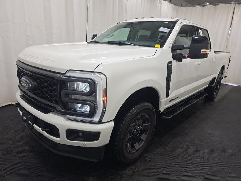 Used 2024 Ford F250 Lariat w/ Lariat Ultimate Package AWD/4WD image 2