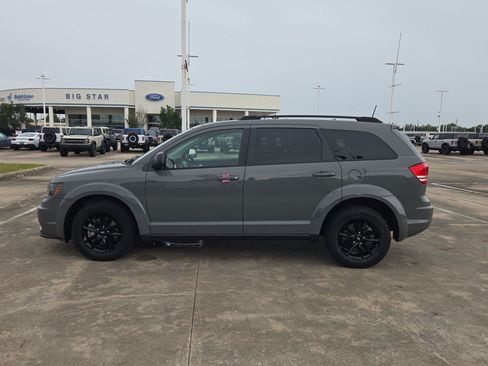 Used 2020 Dodge Journey SE w/ SE Popular Equipment Group FWD image 7