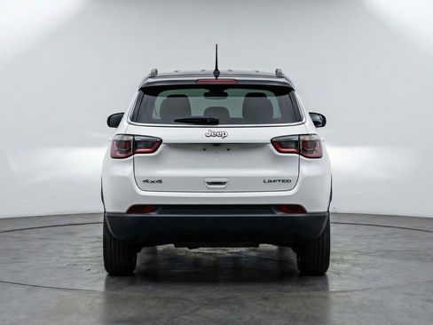 Used 2025 Jeep Compass Limited AWD/4WD image 7